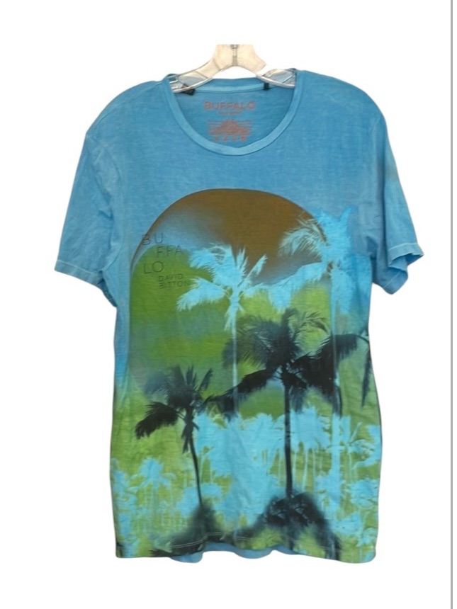 Buffalo Buckle Palm T -Shirt. Medium